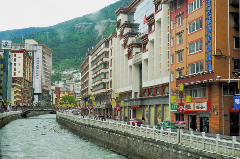 康定城区
