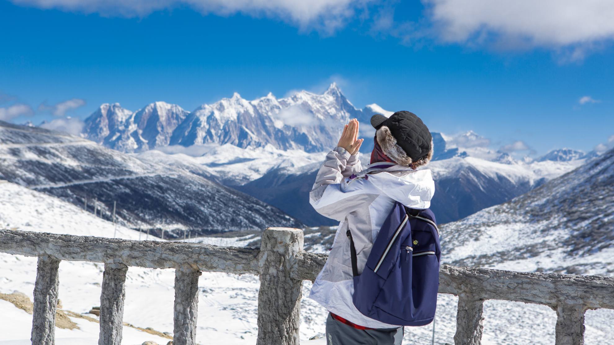 南迦巴瓦峰_副本