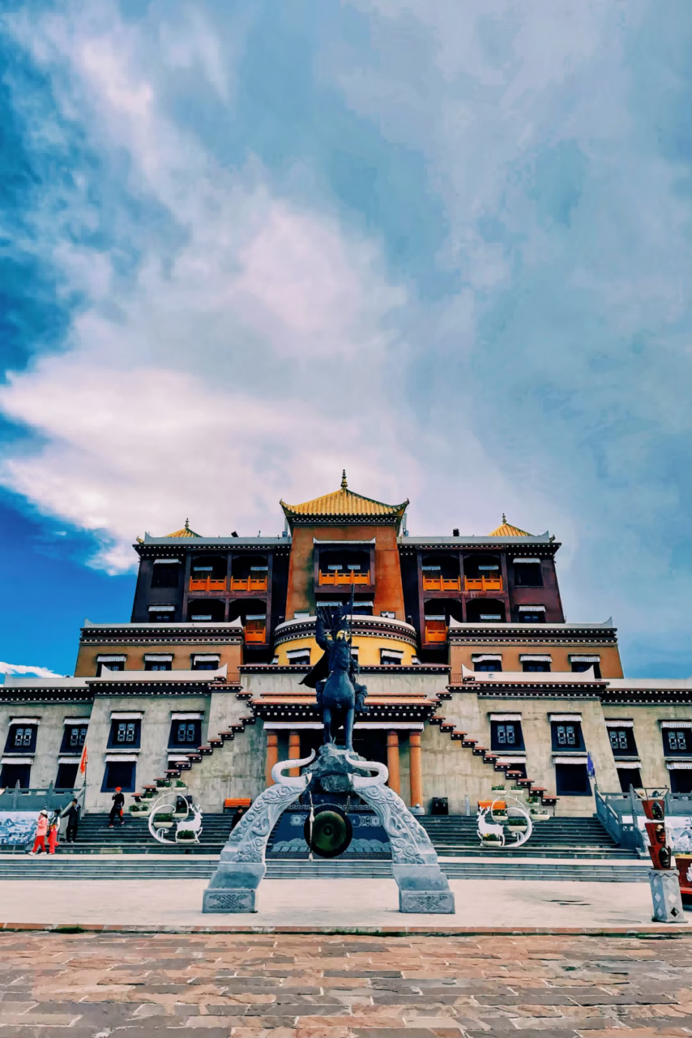 格萨尔王城 (1)