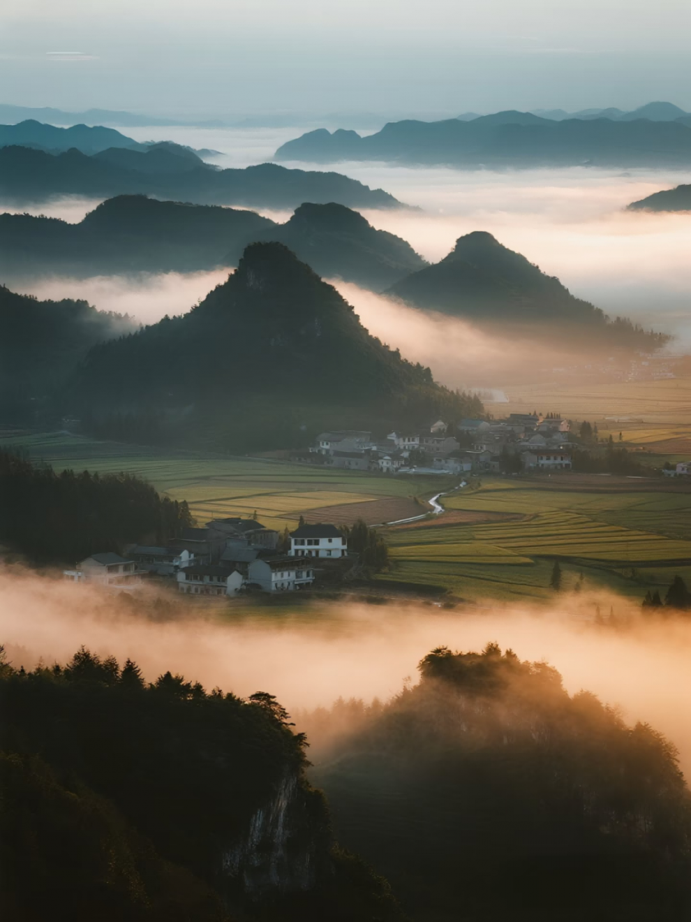 万峰林 (4) 万峰林 (4)