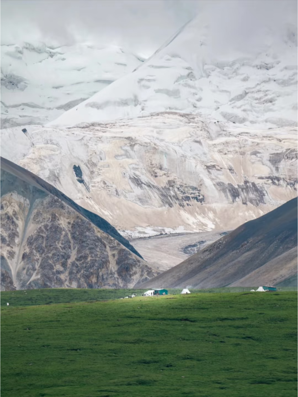 阿玛尼卿雪山 (1)
